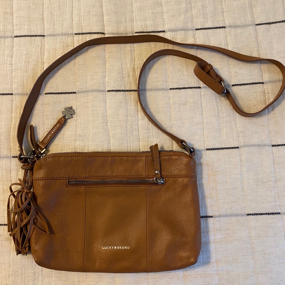 Lucky Brand tan leather crossbody bag/purse